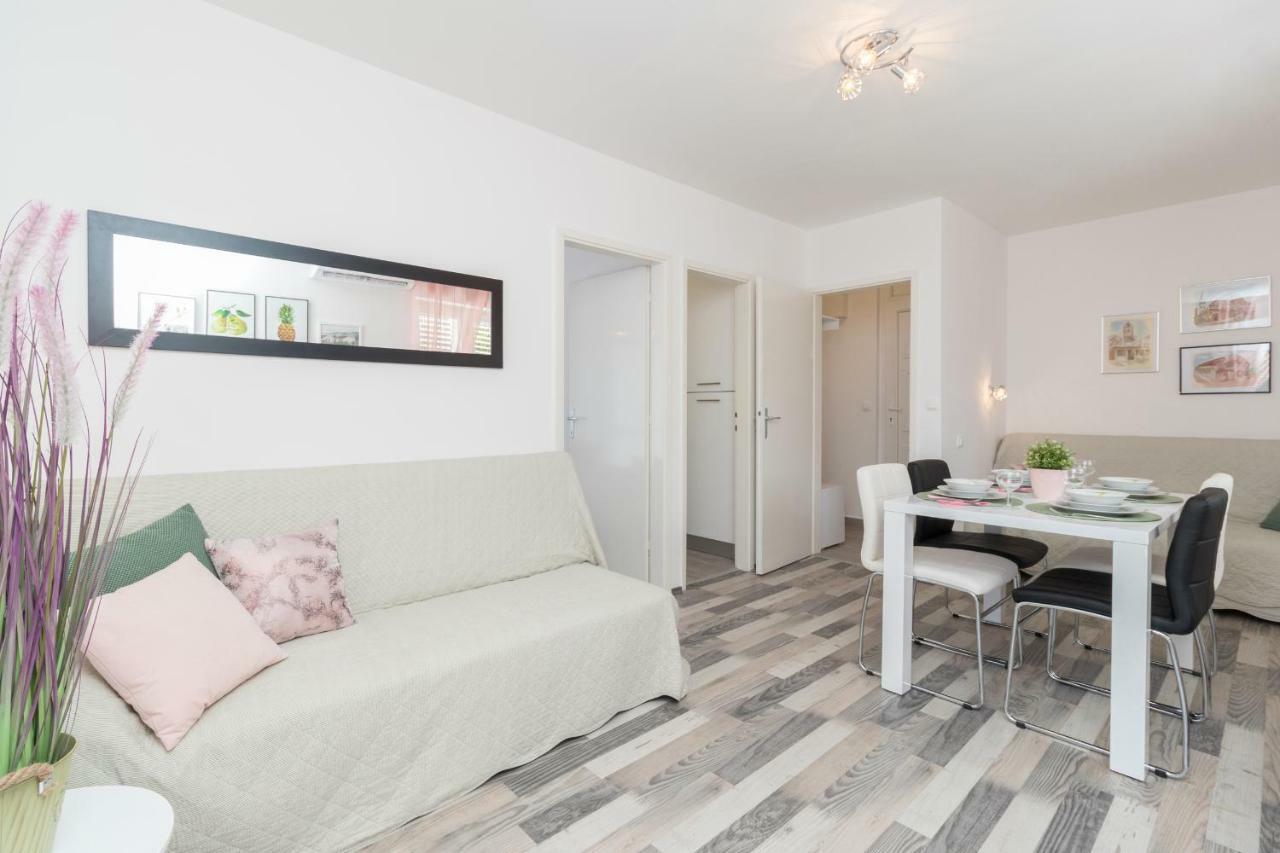 Apartman Roko Petrcane Eksteriør billede