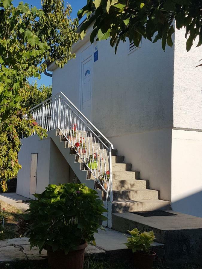 Apartman Roko Petrcane Eksteriør billede